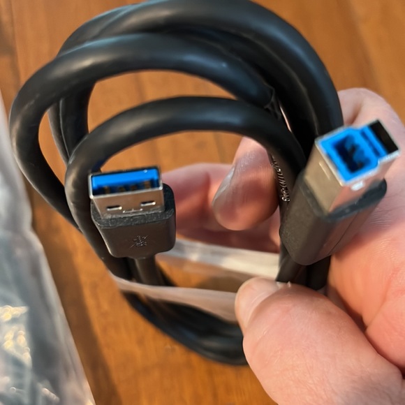 Computer cables- HDMI REGULAR AND MINI connectors - Picture 5 of 7